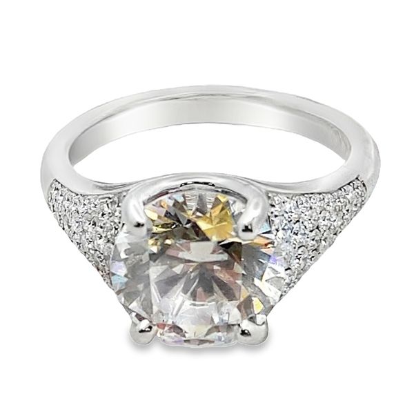 Bondanza PT-LG 1.5ct center .34ctw Pave Scultural Madison set size 6.5 Graham Jewelers Wayzata, MN