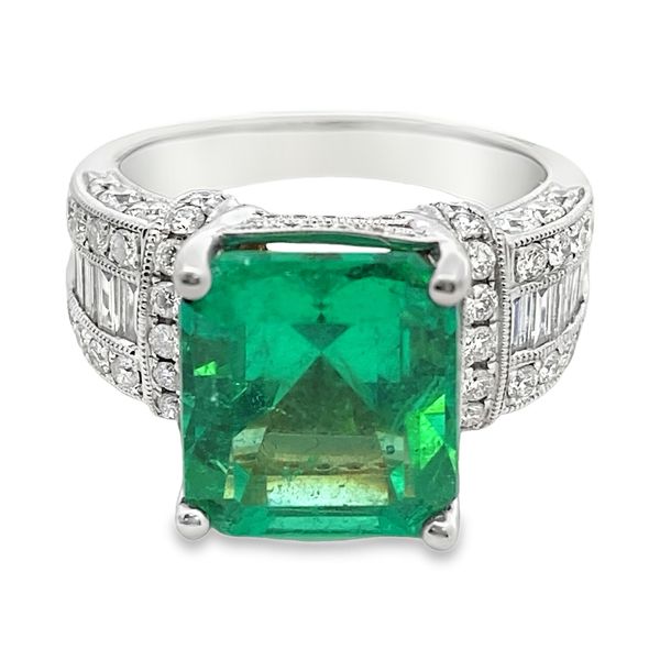 ESTATE 18kw 6.41ct emerald 1.85ctw dia  ring Graham Jewelers Wayzata, MN