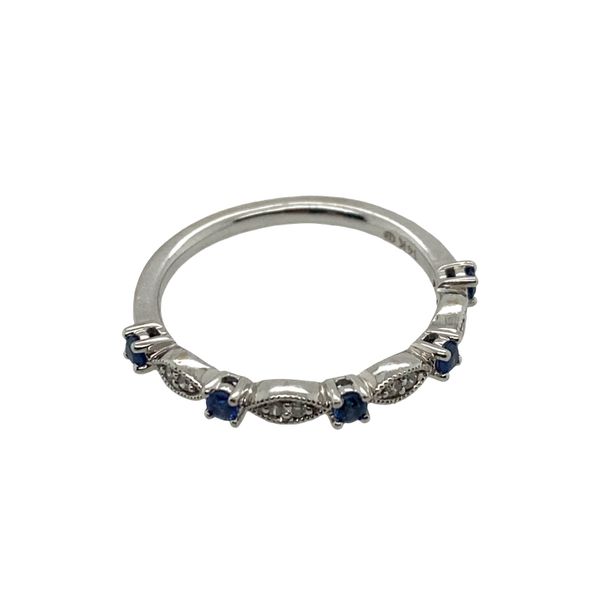 ESTATE 14kw .06ct dia, .12 ct heat treated sapphire ring Graham Jewelers Wayzata, MN