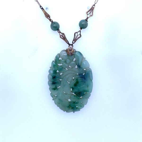 ESTATE 10Ky carved Serpentine necklace Graham Jewelers Wayzata, MN