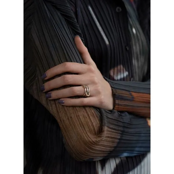 Spinelli Kilcollin Solarium SG Gray's Jewelers Bespoke Saint James, NY