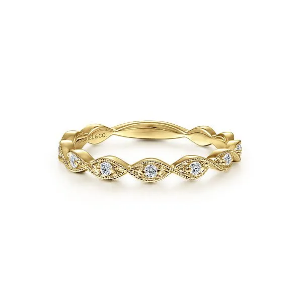 14K YELLOW GOLD TWISTED LADIES DIAMOND BAND Gray's Jewelers Bespoke Saint James, NY