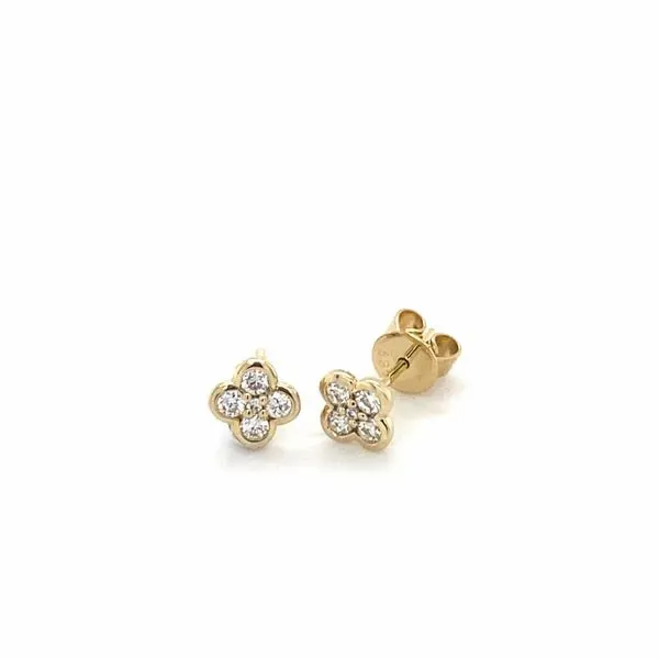 14K YELLOW DIAMOND FLOWER STUD EARRING Gray's Jewelers Bespoke Saint James, NY