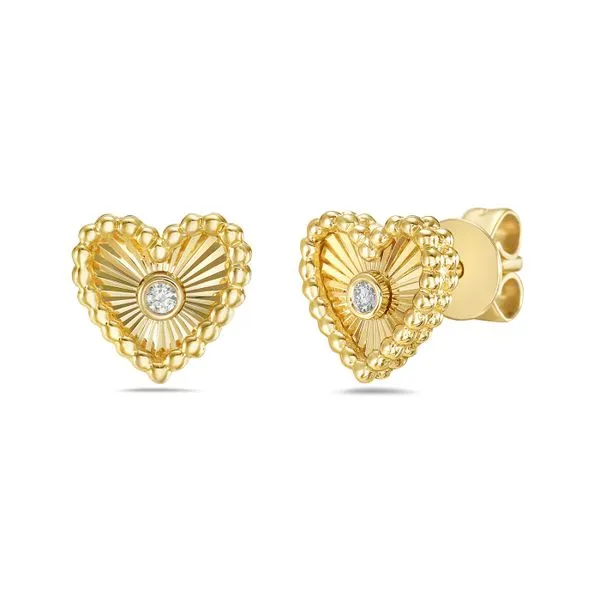 14K Yellow Gold Fluted Heart with Diamond Center Earrings Gray's Jewelers Bespoke Saint James, NY