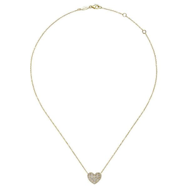 14K YELLOW GOLD DIAMOND HEART PENDANT NECKLACE Image 2 Gray's Jewelers Bespoke Saint James, NY
