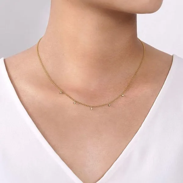 14K Yellow-White Gold Chain Necklace with Bezel Set Diamond Drops Image 3 Gray's Jewelers Bespoke Saint James, NY