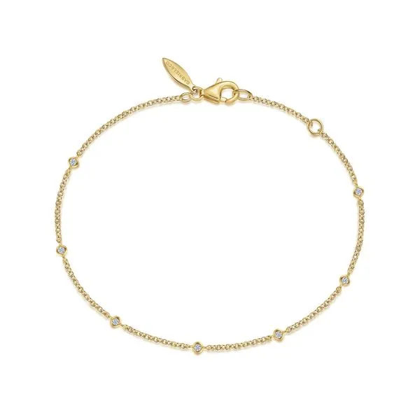 14K Yellow Gold Chain Bracelet with Bezel Set Diamond Stations Gray's Jewelers Bespoke Saint James, NY