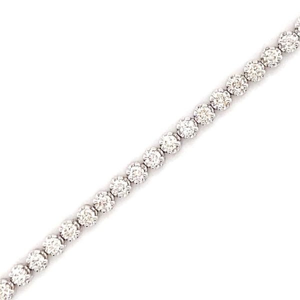 14K White Gold Diamond Tennis Bracelet Gray's Jewelers Bespoke Saint James, NY
