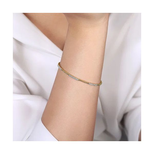 14K Yellow Gold Bujukan Diamond Stations Bangle Image 3 Gray's Jewelers Bespoke Saint James, NY