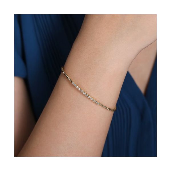 14K Yellow Gold Bujukan Bead Diamond Bangle Image 3 Gray's Jewelers Bespoke Saint James, NY