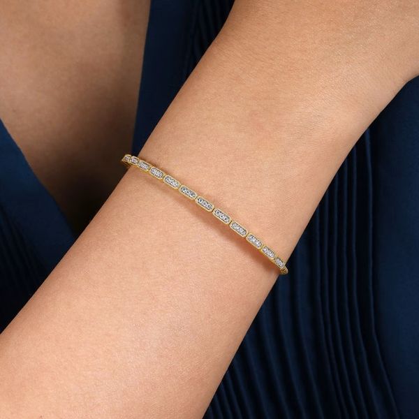 14K Yellow Gold Diamond Bangle Image 3 Gray's Jewelers Bespoke Saint James, NY