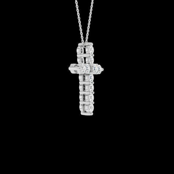 LAB GROWN DIAMOND PENDANT Image 2 Gray's Jewelers Bespoke Saint James, NY