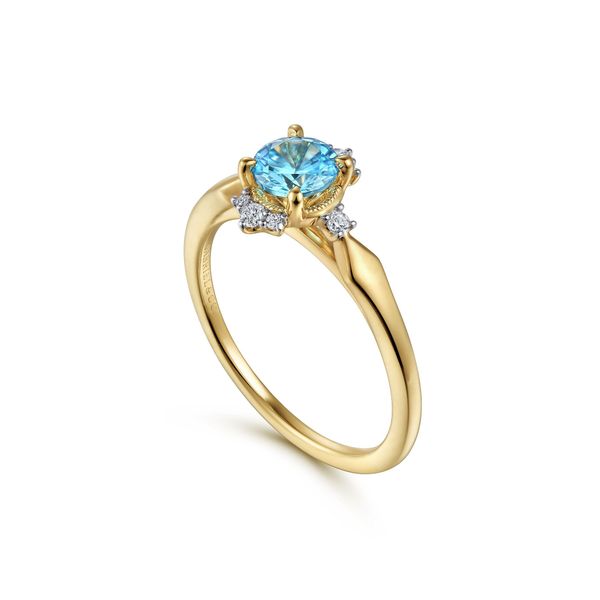14K Yellow Gold Swiss Blue Topaz and Diamond Floral Ring Image 3 Gray's Jewelers Bespoke Saint James, NY