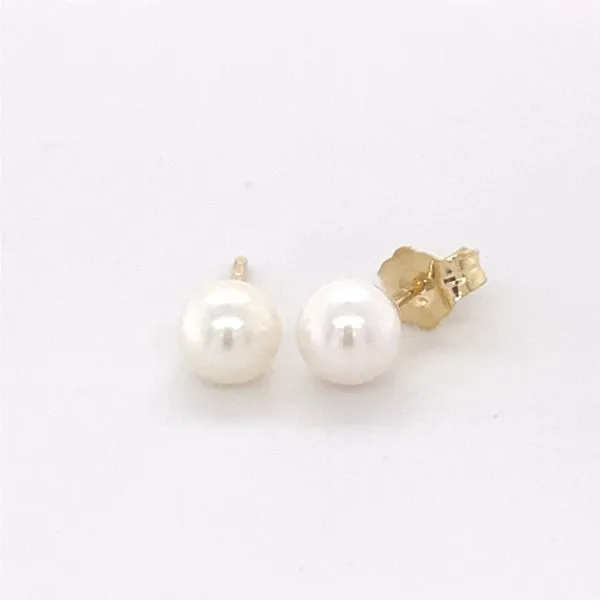 14K Yellow Gold Akoya Pearl Stud Earring Gray's Jewelers Bespoke Saint James, NY