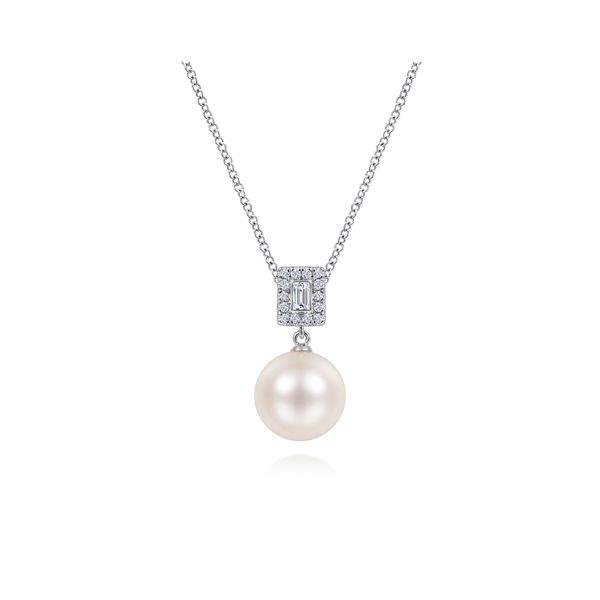 14K White Gold Pavé Diamond and Pearl Pendant Necklace Gray's Jewelers Bespoke Saint James, NY