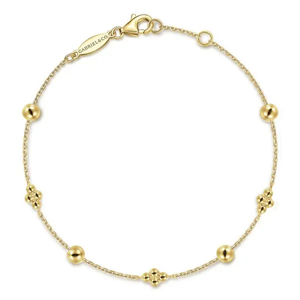 14K Yellow Gold Graduating Bead Stations Bracelet Image 4 Gray's Jewelers Bespoke Saint James, NY