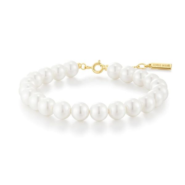 Gold Classic Shell Pearl Beaded Bracelet Gray's Jewelers Bespoke Saint James, NY
