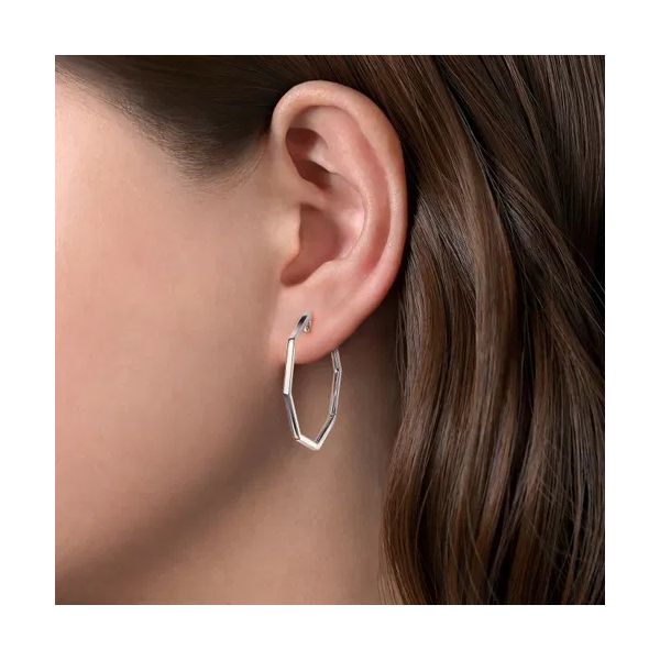 Sterling Silver Geometric Classic Hoop Earrings Image 2 Gray's Jewelers Bespoke Saint James, NY