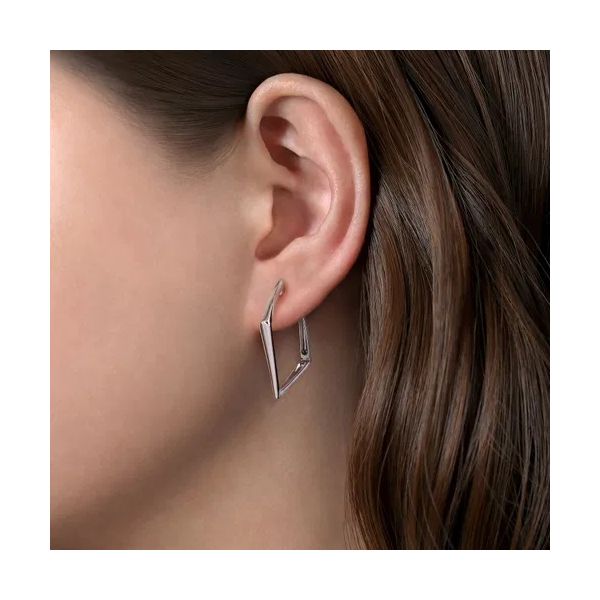 Sterling Silver Geometric Classic Hoop Earrings Image 2 Gray's Jewelers Bespoke Saint James, NY