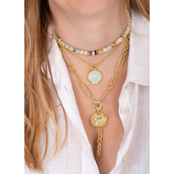 18K Yellow Gold Plated Link Lobster Lariat Necklace Image 2 Gray's Jewelers Bespoke Saint James, NY