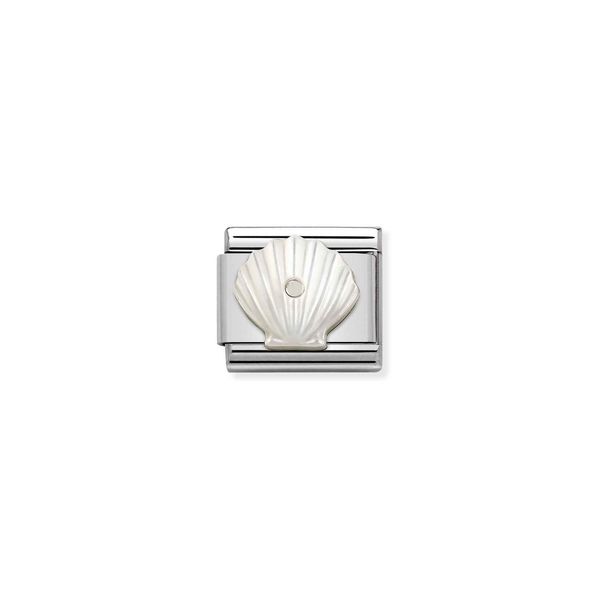 NOMINATION CHARM Gray's Jewelers Bespoke Saint James, NY