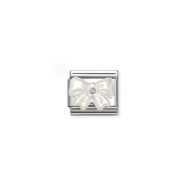 NOMINATION CHARM Gray's Jewelers Bespoke Saint James, NY