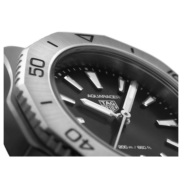 TAG HEUER AQUARACER PROFESSIONAL 200 Quartz Watch - Diameter 30 mm WBP1410.BA0622 Image 2 Graziella Fine Jewellery Oshawa, ON