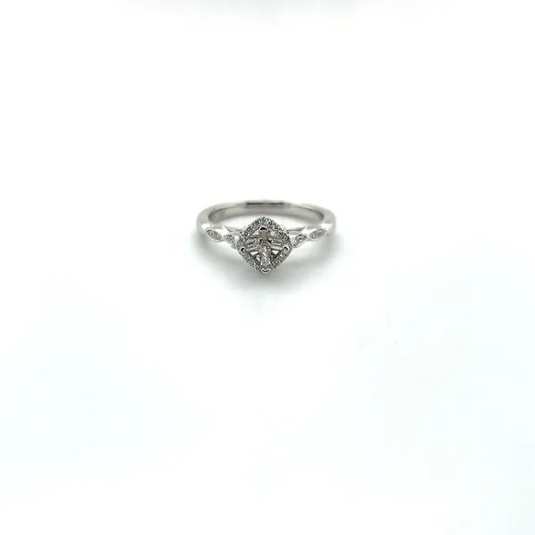 Semi-Mount Engagement Ring