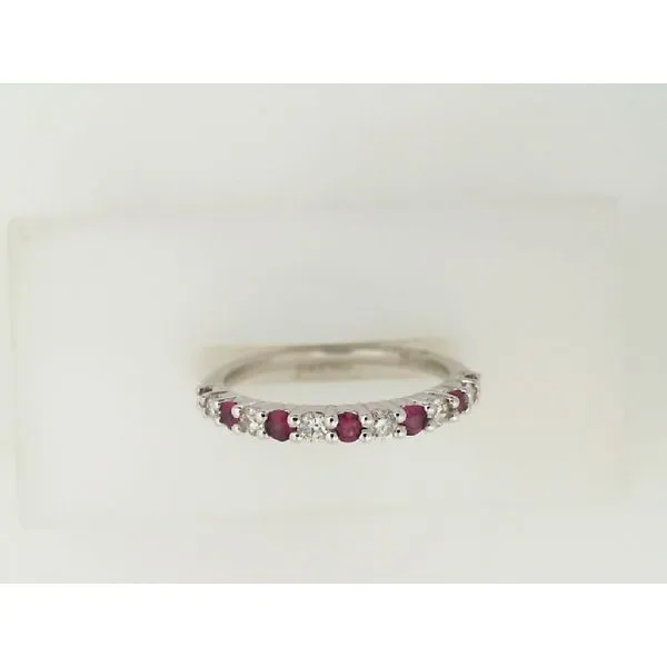 Gemstone Fashion Ring Gysbers Jewelry Waupun, WI