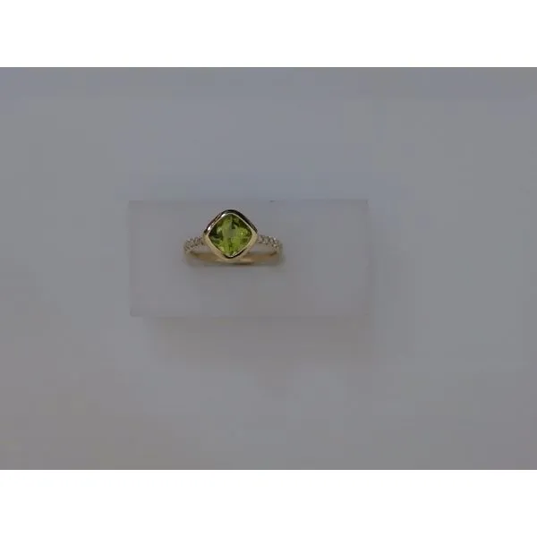 Gemstone Fashion Ring Gysbers Jewelry Waupun, WI