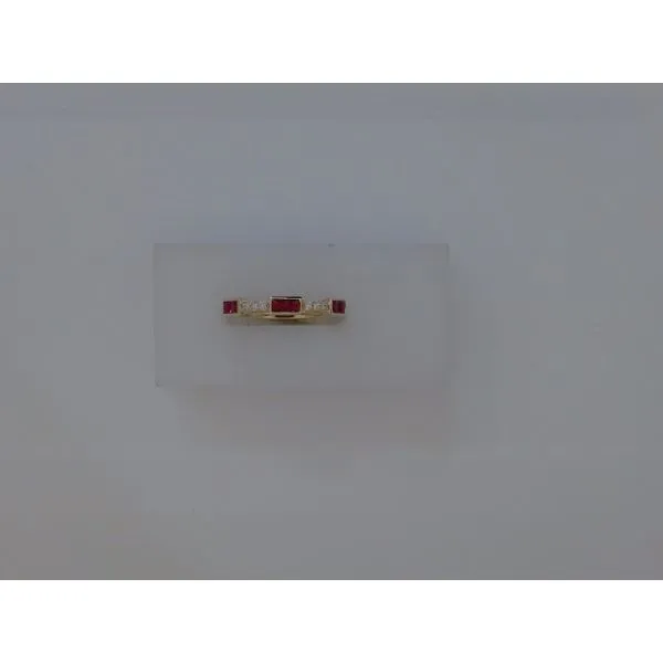 Gemstone Fashion Ring Gysbers Jewelry Waupun, WI