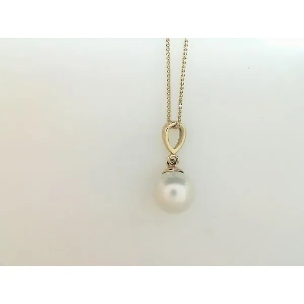 Pearl and Gold Strand Gysbers Jewelry Waupun, WI