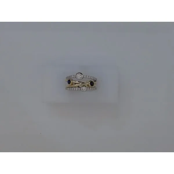 Women's Gold Fashion Ring Gysbers Jewelry Waupun, WI