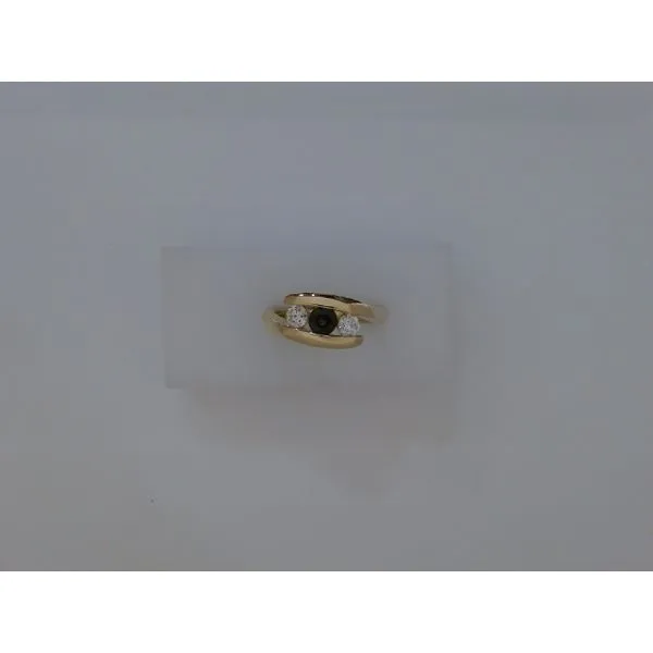 Women's Gold Fashion Ring Gysbers Jewelry Waupun, WI