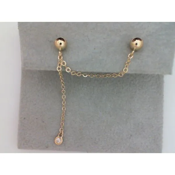 Gold Earrings Gysbers Jewelry Waupun, WI
