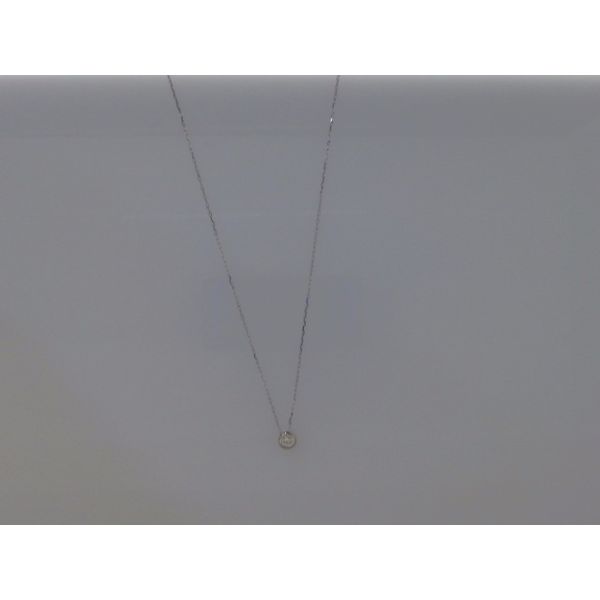 Gold Necklace Gysbers Jewelry Waupun, WI