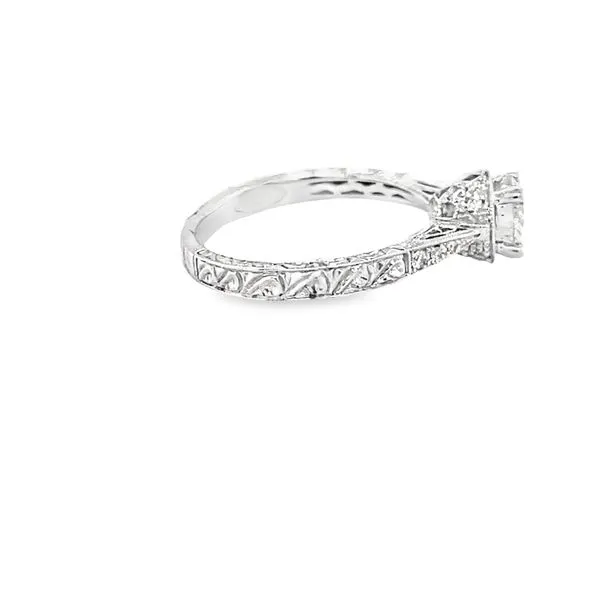 14K WG  ROUND DIAMOND ENGAGEMENT RING