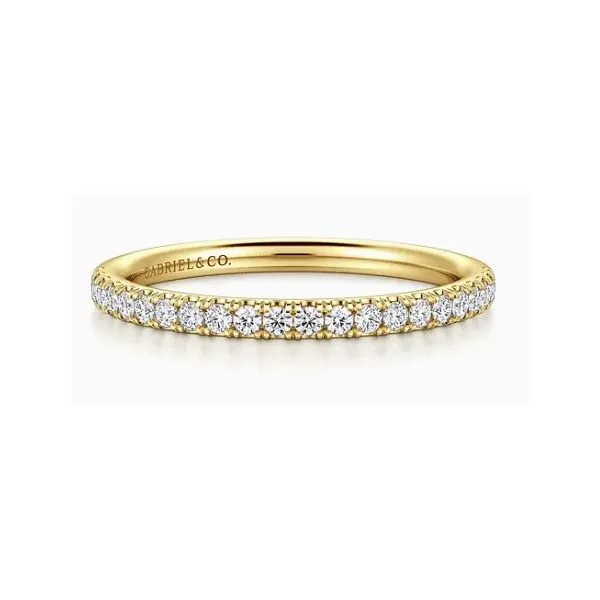 14K Yellow Gold Fishtail Diamond Wedding Band Hannoush Jewelers, Inc. Albany, NY