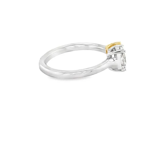 14K WG TU ET MUA STYLE ENGAGEMENT RING