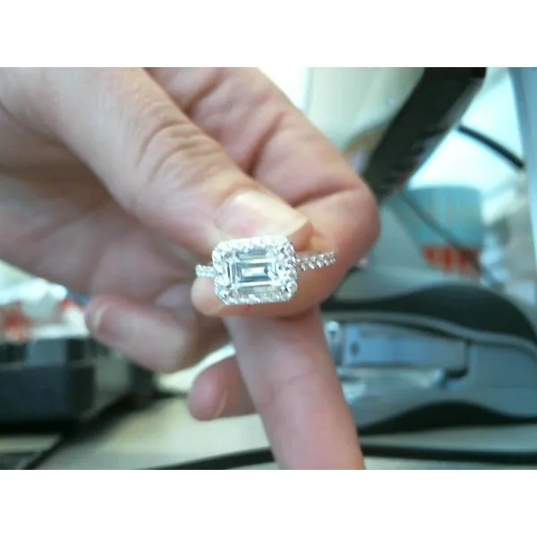 Ring Harkleroad Diamonds & Fine Jewelers Savannah, GA