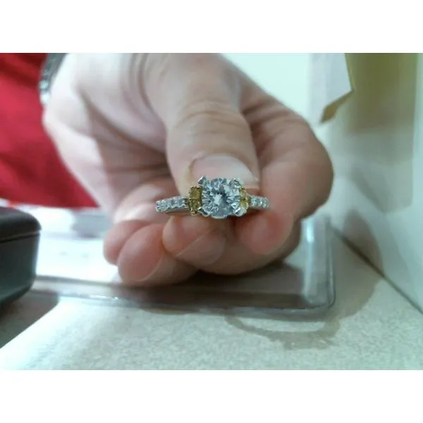Ring Harkleroad Diamonds & Fine Jewelers Savannah, GA