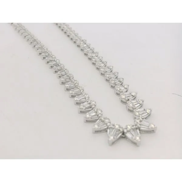 Necklace Harkleroad Diamonds & Fine Jewelers Savannah, GA