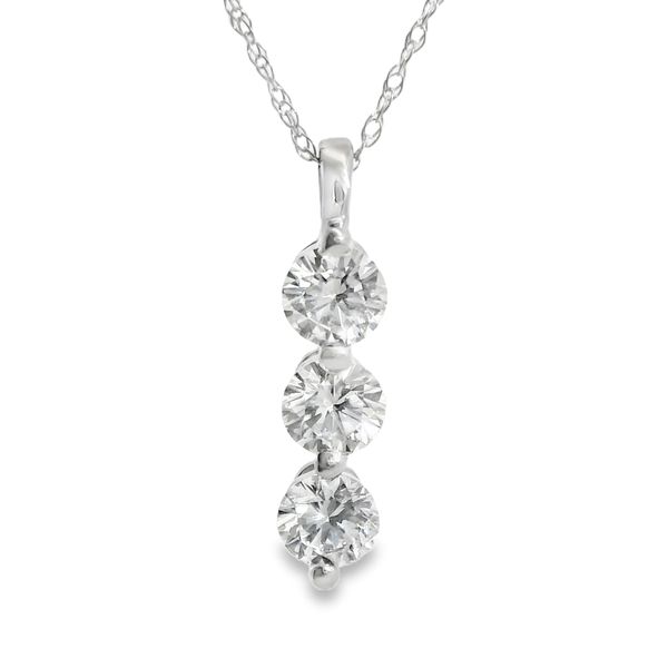 Necklace Harkleroad Diamonds & Fine Jewelers Savannah, GA