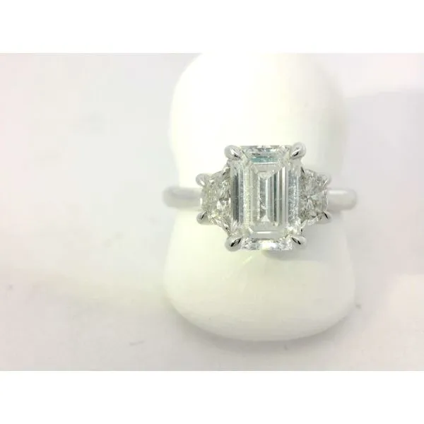 Lab Diamond Engagement Ring Harkleroad Diamonds & Fine Jewelers Savannah, GA