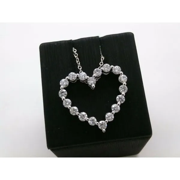 Lab Diamond Necklace Harkleroad Diamonds & Fine Jewelers Savannah, GA