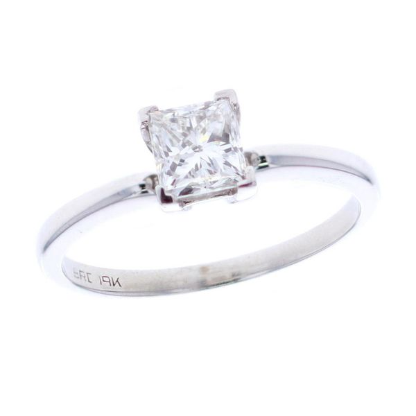 19KT White Gold 1.01ctw Diamond Estate Solitaire Engagement Ring Harmony Jewellers Grimsby, ON