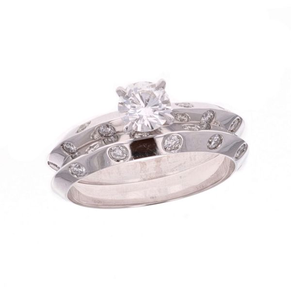 14KT White Gold 0.91ctw Diamond Estate Engagement Ring and Matching Band Harmony Jewellers Grimsby, ON