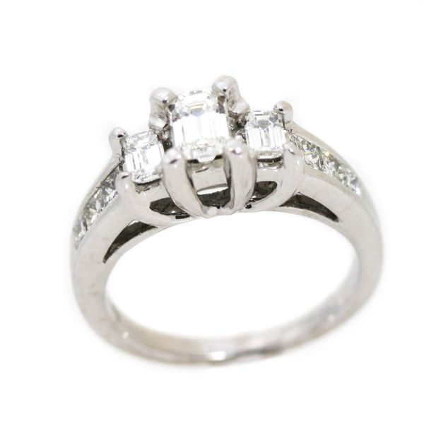 14KT White Gold 1.07ctw Diamond Estate Engagement Ring Harmony Jewellers Grimsby, ON