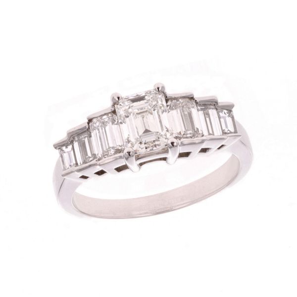 19KT White Gold 1.88ctw Diamond Estate Engagement Ring Harmony Jewellers Grimsby, ON