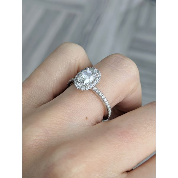 18KT White Gold 1.41ctw Diamond Estate Engagement Ring Image 3 Harmony Jewellers Grimsby, ON